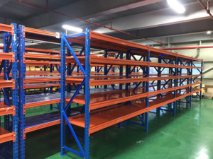 Tiêu chí lựa chọn kệ trung tải cho nhà kho chất lượng năm 2024